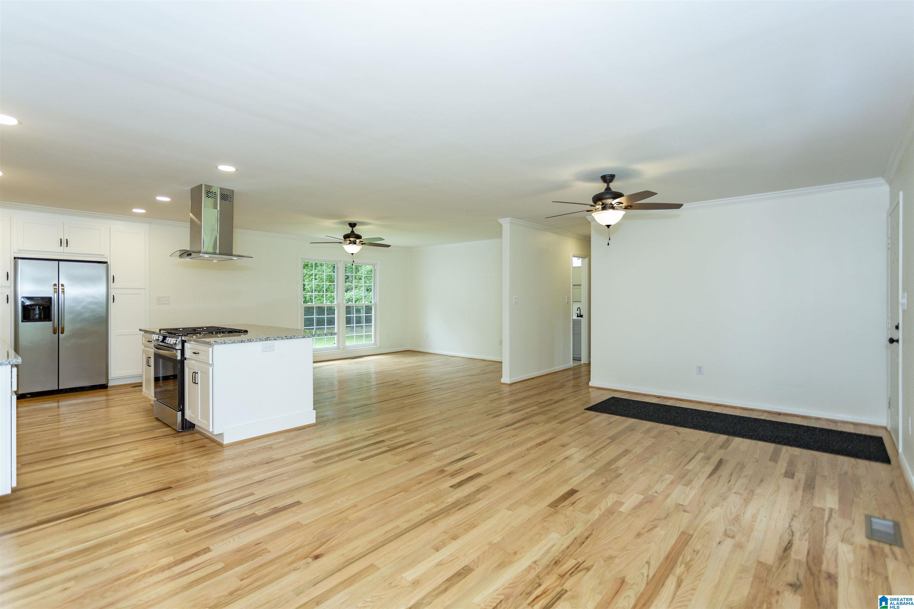 199 Sycamore Lane Alabaster, AL 35007 - Photo 10 of 52