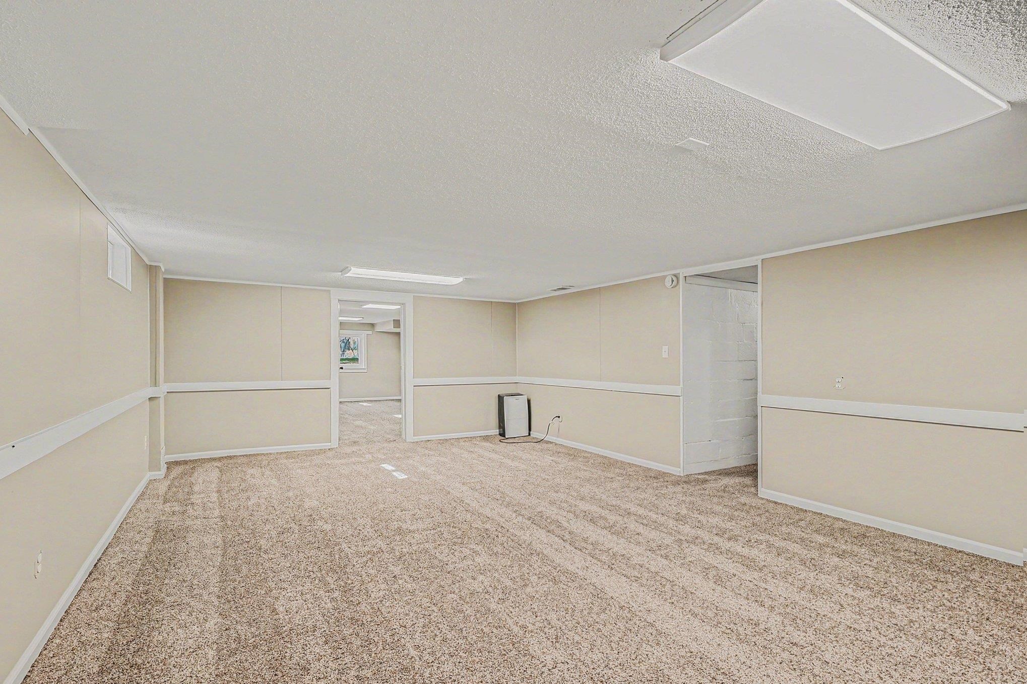 1113 East Chippewa River Road Midland, MI 48640 - Photo 20 of 40 Gallery Image 20