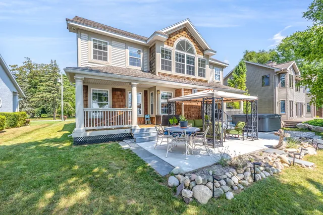$695,000 | 7663 Bay Meadow, Stanwood, MI 49346