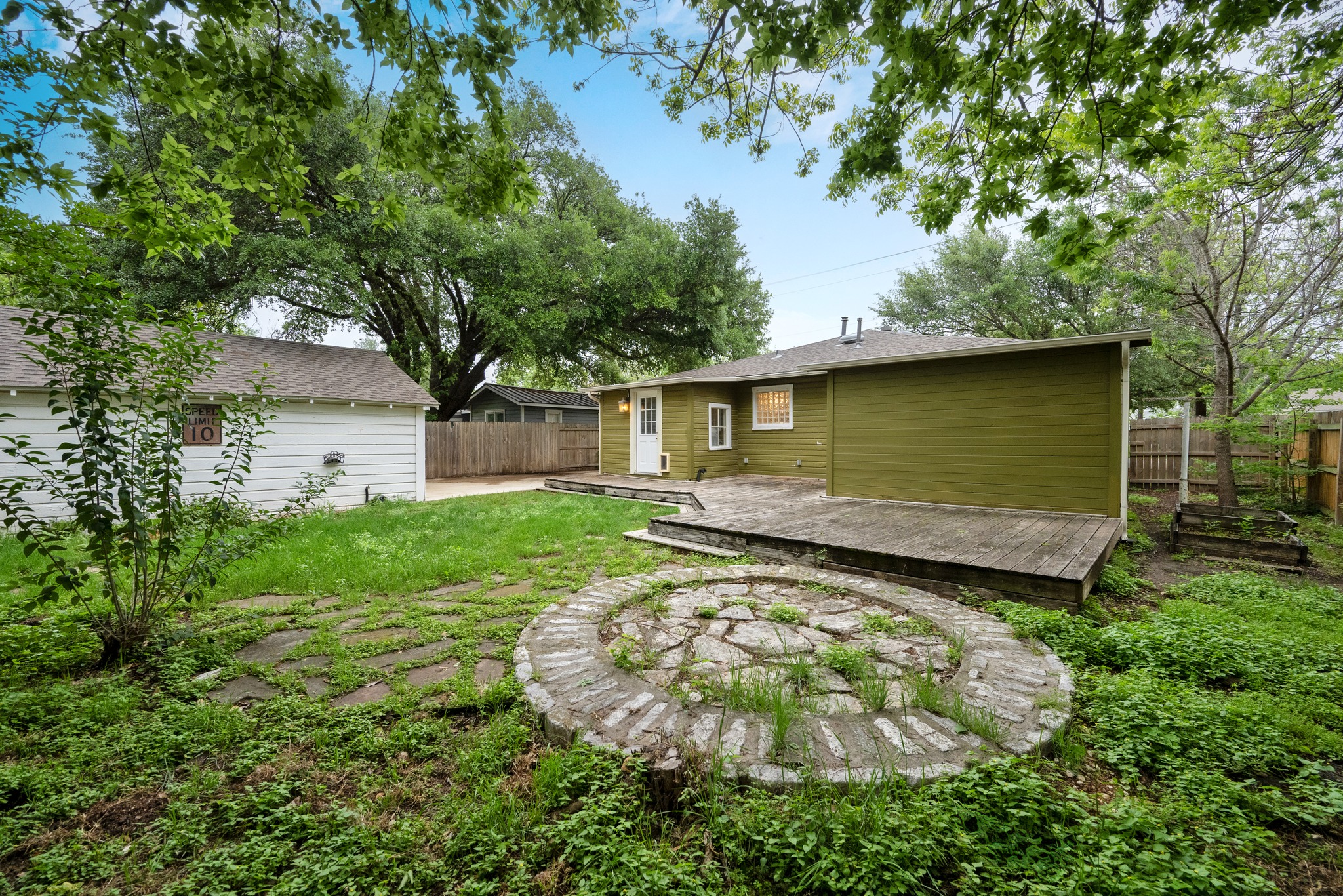 1216 South Myrtle Street Georgetown, TX 78626 - Photo 27 of 30