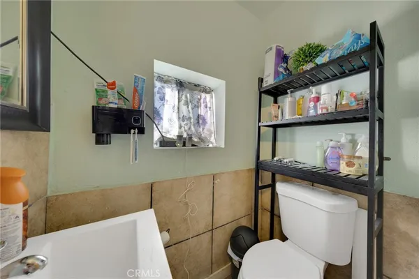 $850,000 | 3218 Euclid Avenue, Lynwood, CA 90262