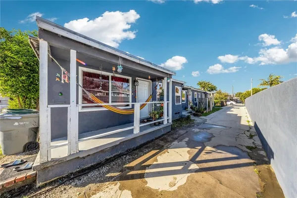 $850,000 | 3218 Euclid Avenue, Lynwood, CA 90262