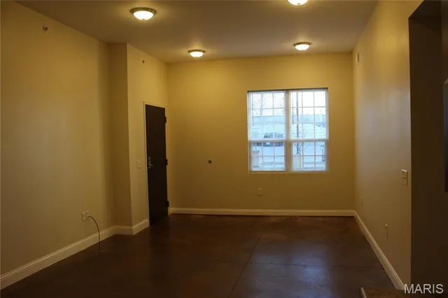 $1,600 | 257 South Florissant Road, Unit 107, Ferguson, MO 63135