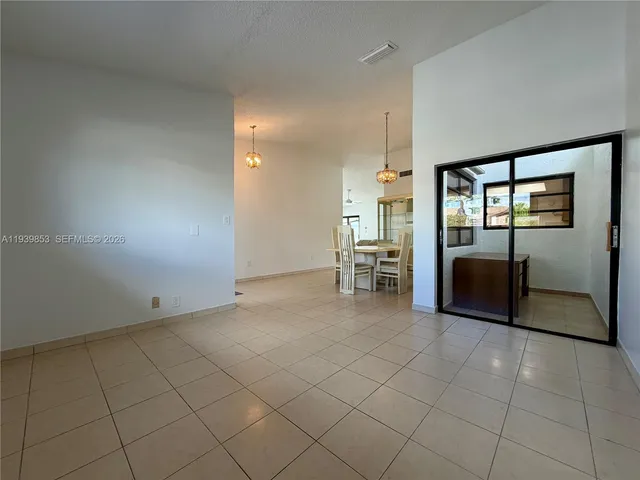 a view of a livingroom with furniture