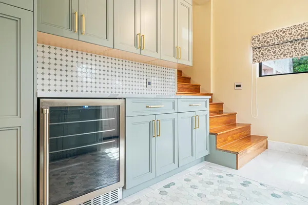 $12,000 | 3714 South Olive Avenue, West Palm Beach, FL 33405