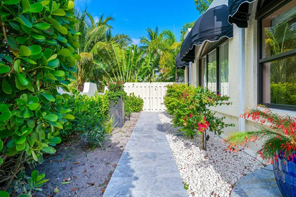$12,000 | 3714 South Olive Avenue, West Palm Beach, FL 33405