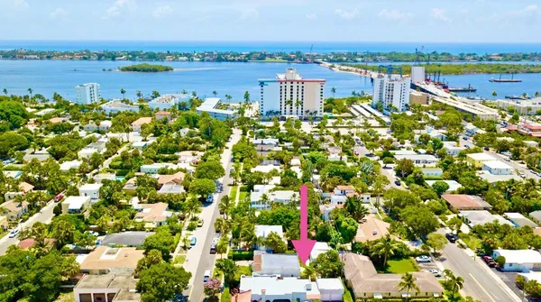 $12,000 | 3714 South Olive Avenue, West Palm Beach, FL 33405