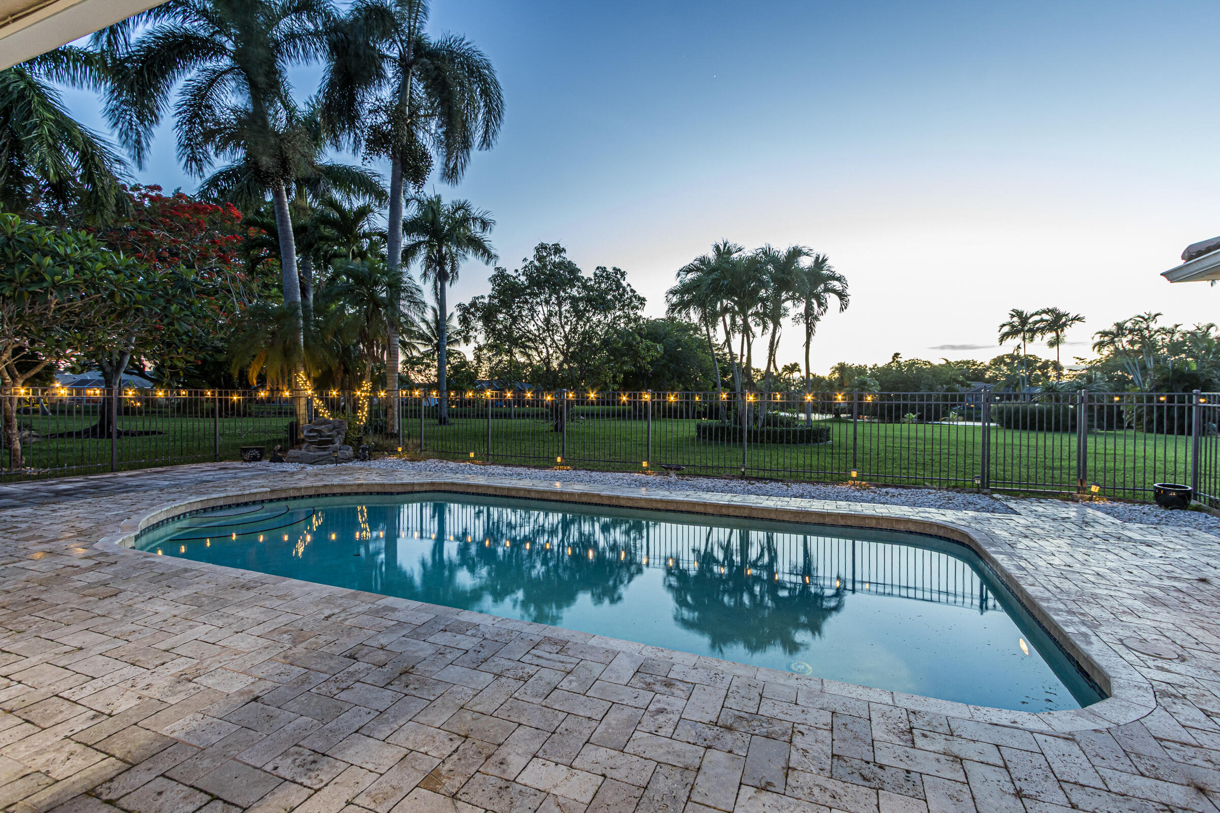 770 Ranch Road Weston, FL 33326 - Photo 63 of 63 770-123
