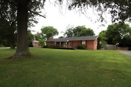 218 Hampton Road Columbia, TN 38401 - Photo 2 of 4 2025 Sq Ft Brick Ranch, Living room W/Fireplace, 15X24 Family, covered Patio, Oversized 2 car garage, Partially fenced