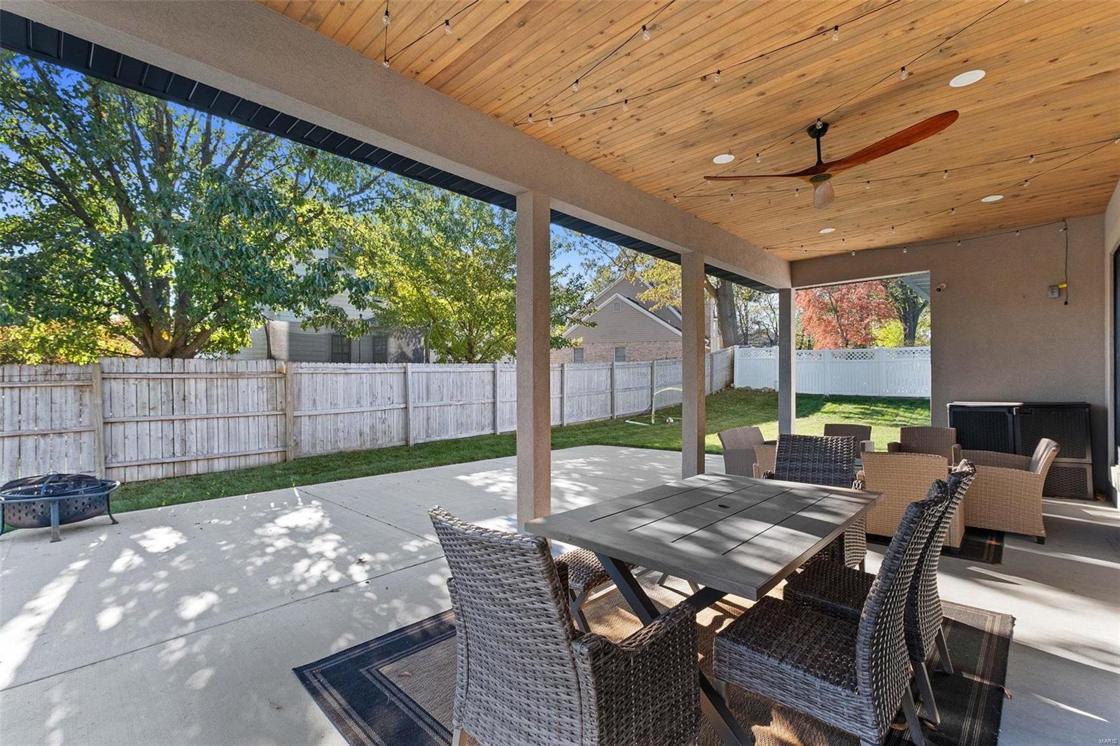 4512 Ringer Road St. Louis, MO 63129 - Photo 32 of 35