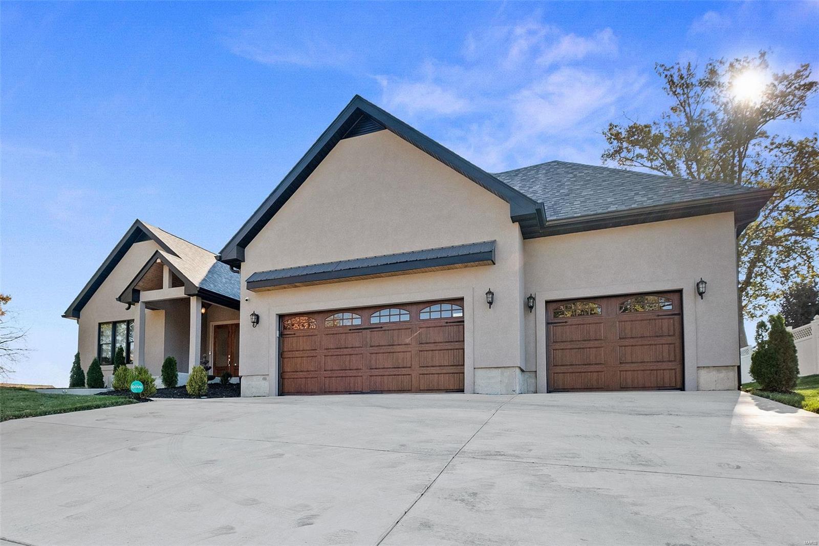 4512 Ringer Road St. Louis, MO 63129 - Photo 4 of 35