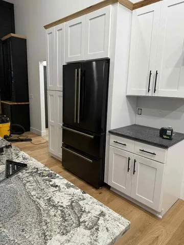 $725,000 | 14554 C.B.MacDonald Way, Vicksburg, MI 49097