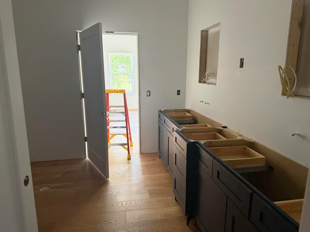 $725,000 | 14554 C.B.MacDonald Way, Vicksburg, MI 49097