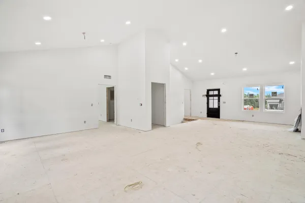 $725,000 | 14554 C.B.MacDonald Way, Vicksburg, MI 49097