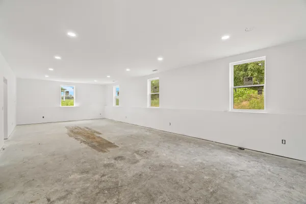 $725,000 | 14554 C.B.MacDonald Way, Vicksburg, MI 49097