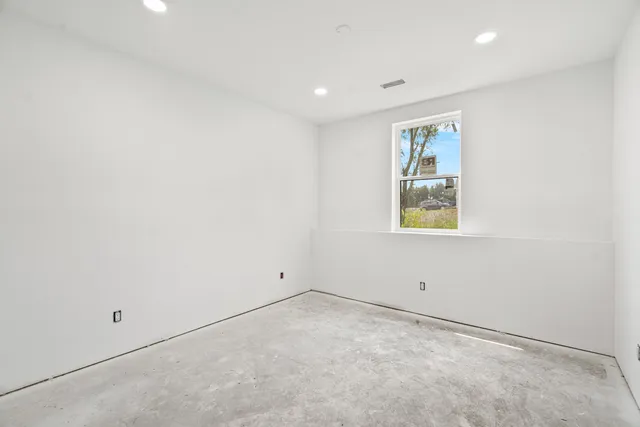 $725,000 | 14554 C.B.MacDonald Way, Vicksburg, MI 49097