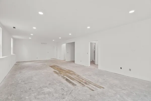 $725,000 | 14554 C.B.MacDonald Way, Vicksburg, MI 49097