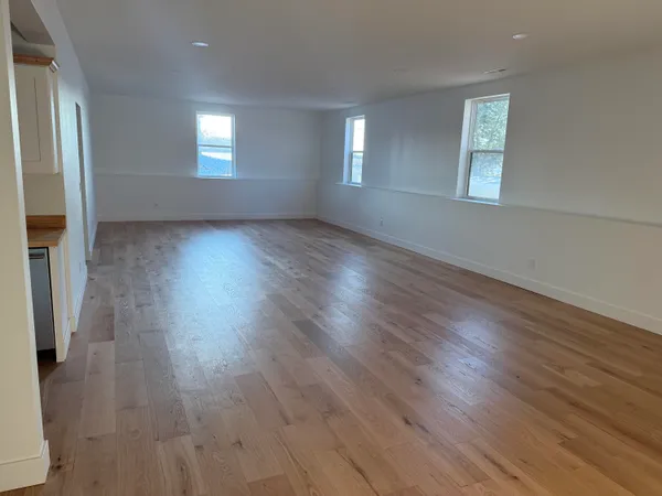 $725,000 | 14554 C.B.MacDonald Way, Vicksburg, MI 49097