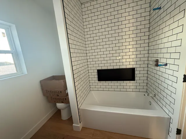 $725,000 | 14554 C.B.MacDonald Way, Vicksburg, MI 49097