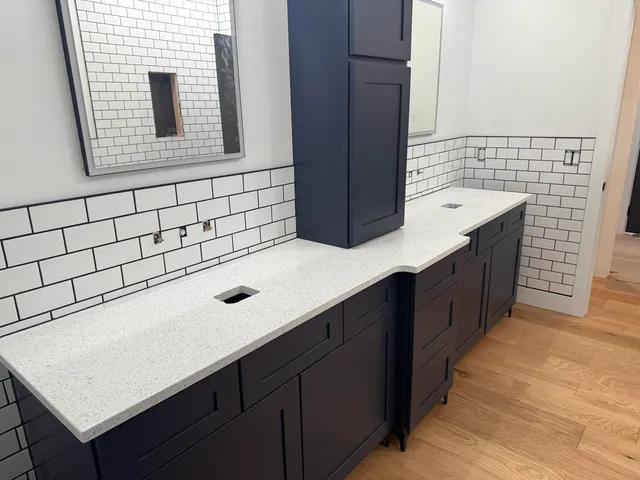 $725,000 | 14554 C.B.MacDonald Way, Vicksburg, MI 49097