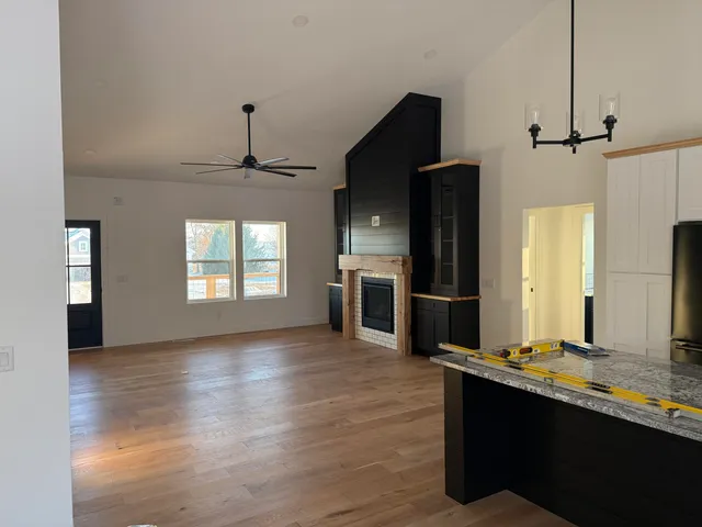 $725,000 | 14554 C.B.MacDonald Way, Vicksburg, MI 49097