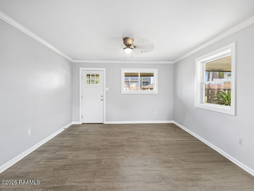 1311 Dillard Street New Iberia, LA 70560 - Photo 6 of 18 IMG_0107