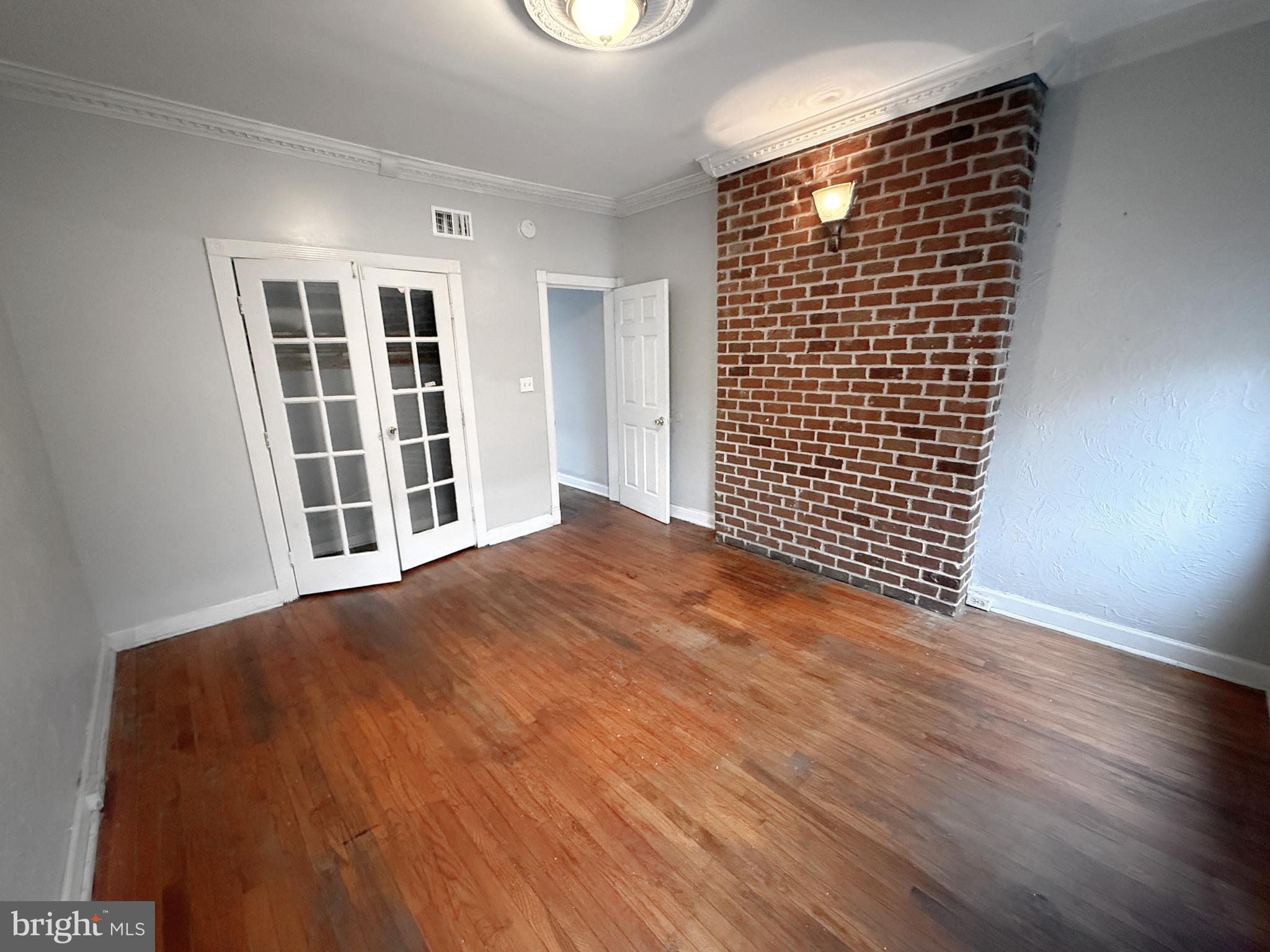 2115 McCulloh Street Baltimore, MD 21217 - Photo 8 of 22 Bedroom 1.