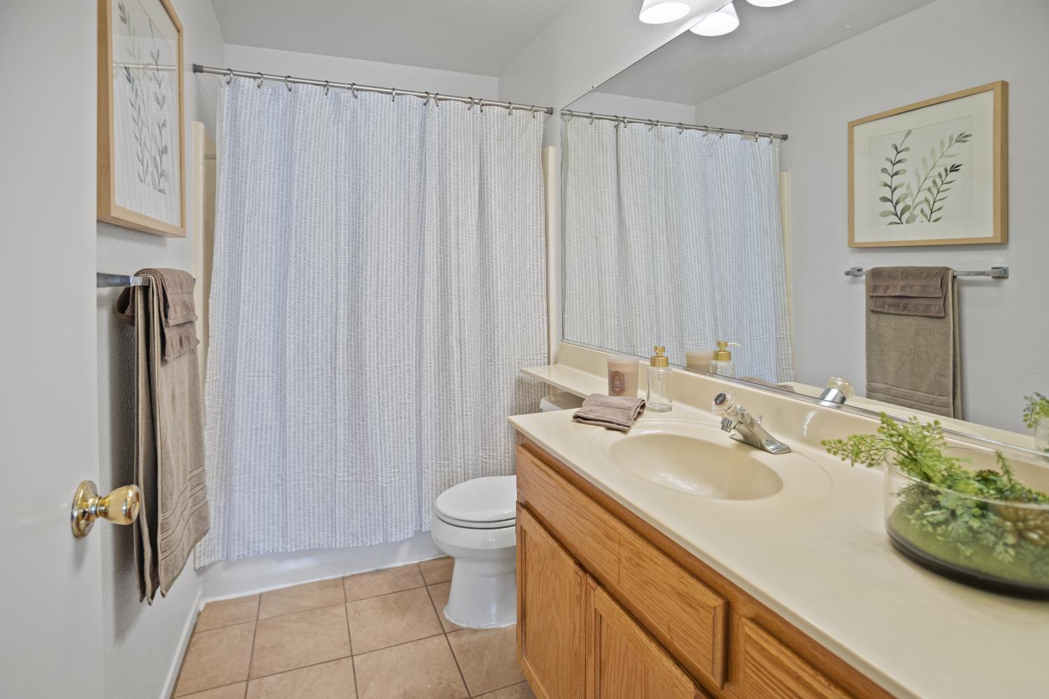 4372 Bardini Way Turlock, CA 95382 - Photo 23 of 38