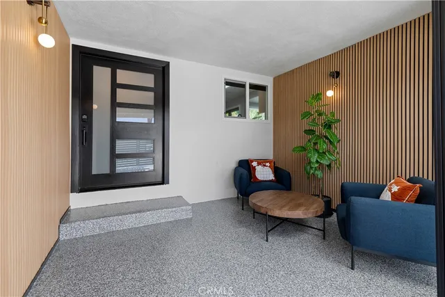 $1,699,999 | 16081 Windemeir Lane, Huntington Beach, CA 92647