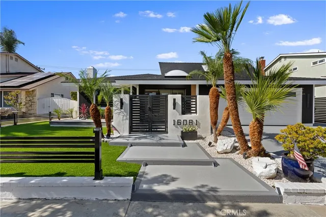 $1,699,999 | 16081 Windemeir Lane, Huntington Beach, CA 92647