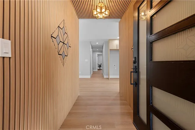 $1,699,999 | 16081 Windemeir Lane, Huntington Beach, CA 92647