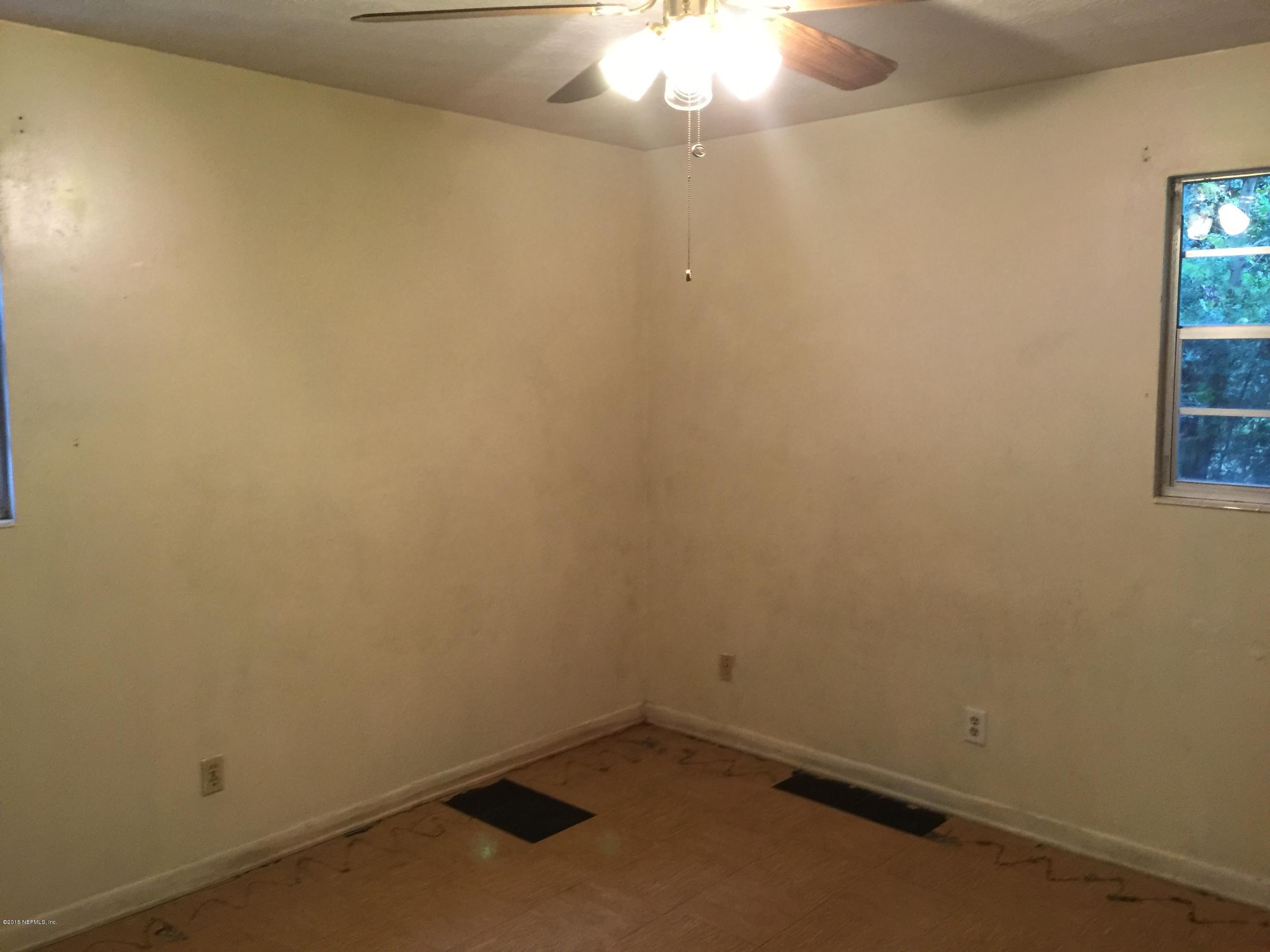 2725 Anniston Road Jacksonville, FL 32246 - Photo 12 of 16 IMG_0702