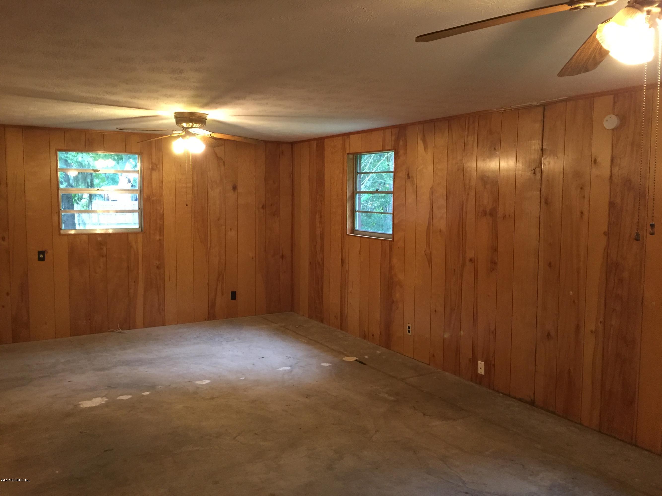 2725 Anniston Road Jacksonville, FL 32246 - Photo 5 of 16 IMG_0688