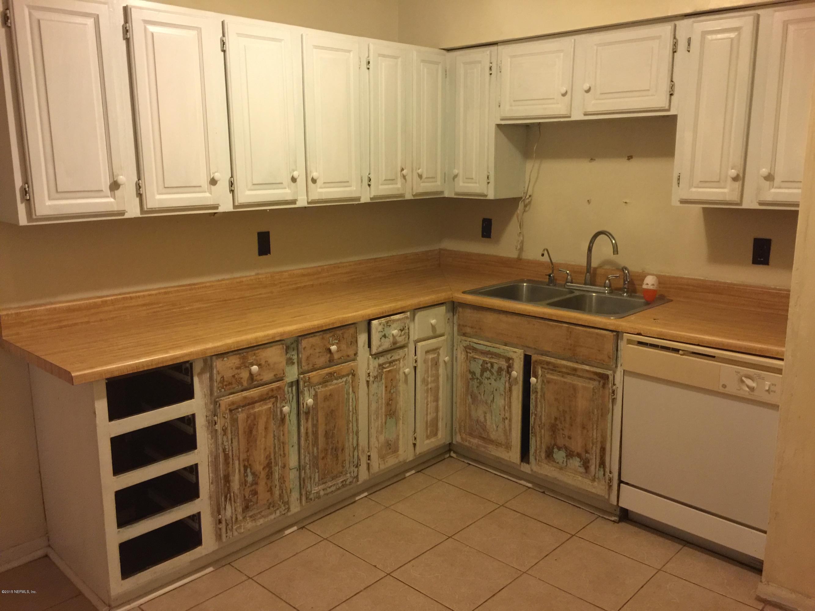 2725 Anniston Road Jacksonville, FL 32246 - Photo 6 of 16 IMG_0694