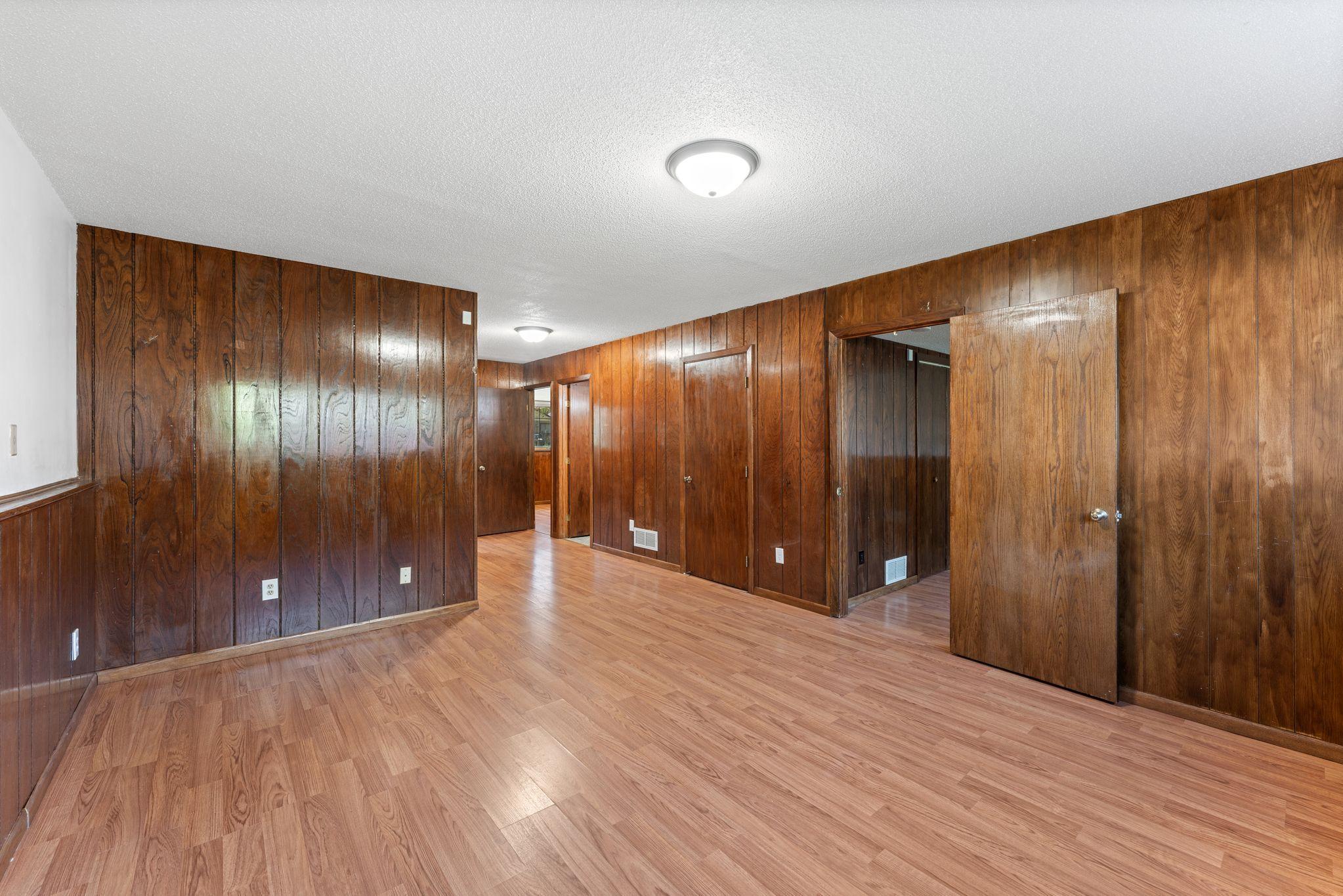 1889 Hamline Avenue North Falcon Heights, MN 55113 - Photo 25 of 34