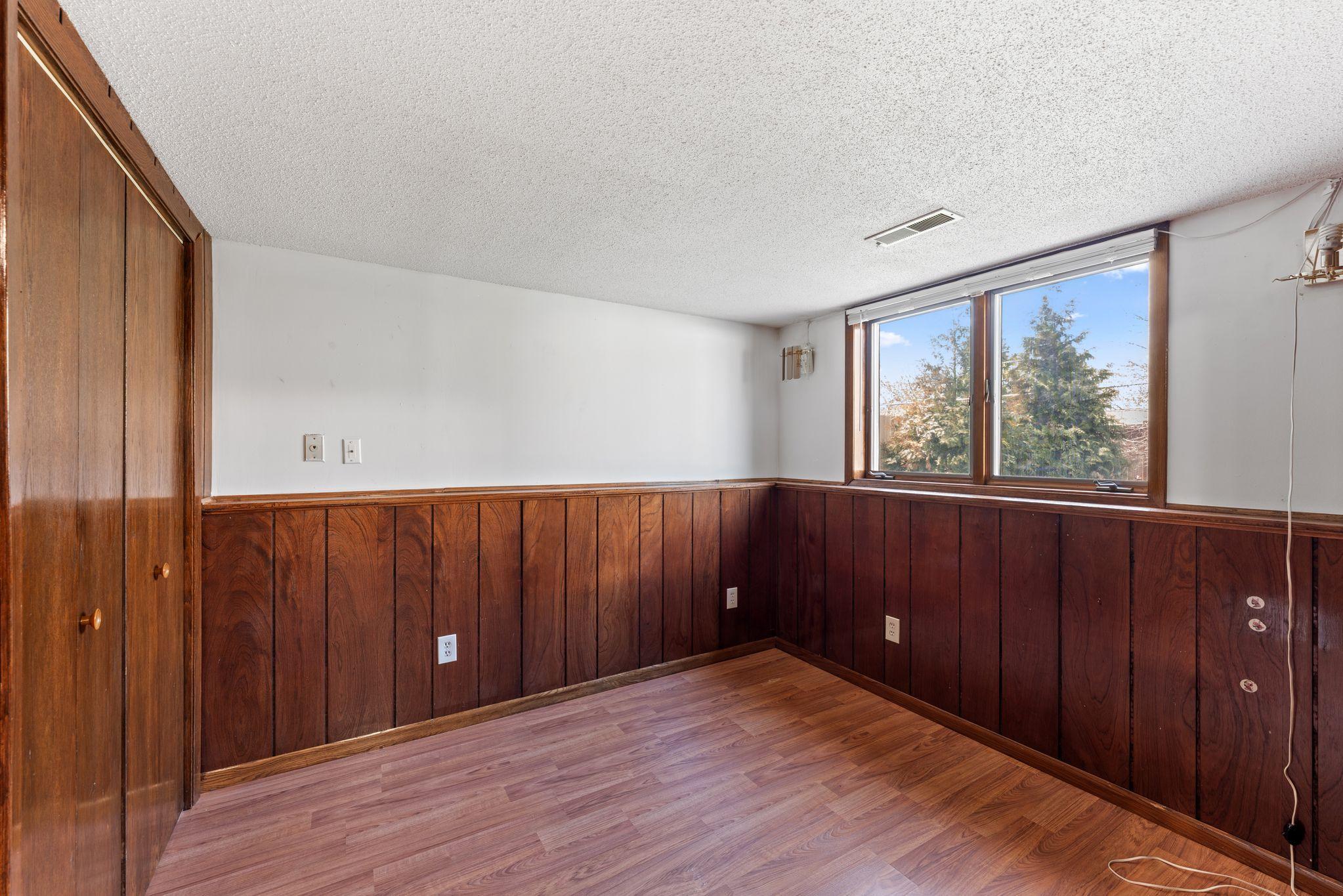 1889 Hamline Avenue North Falcon Heights, MN 55113 - Photo 26 of 34