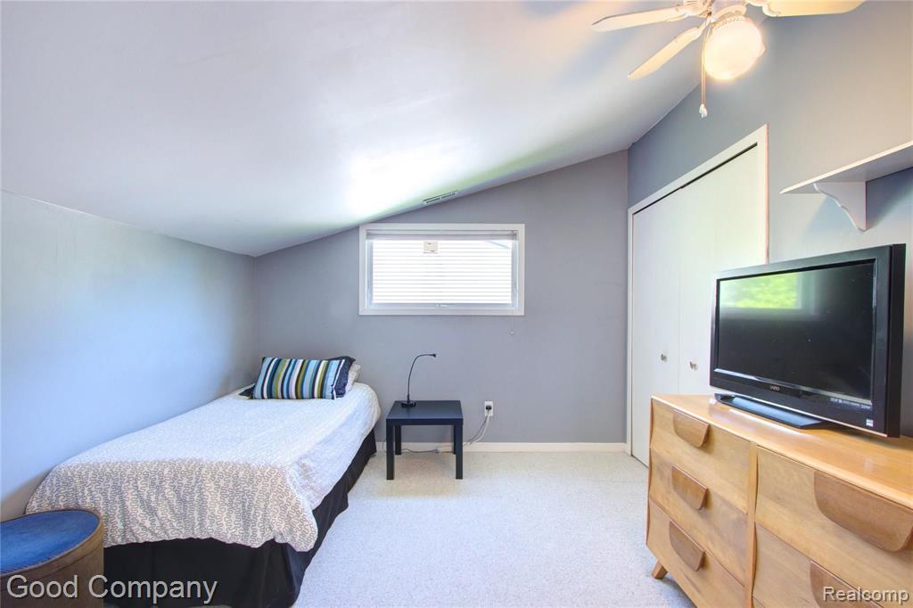 21642 Ruth Street Farmington Hills, MI 48336 - Photo 26 of 51