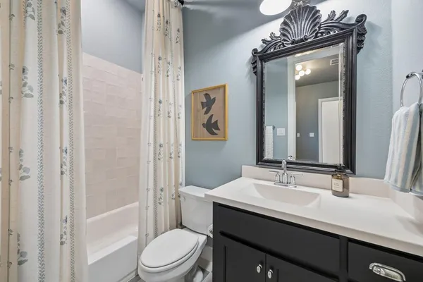$750,000 | 841 Frst Crk Drive, Rockwall, TX 75087
