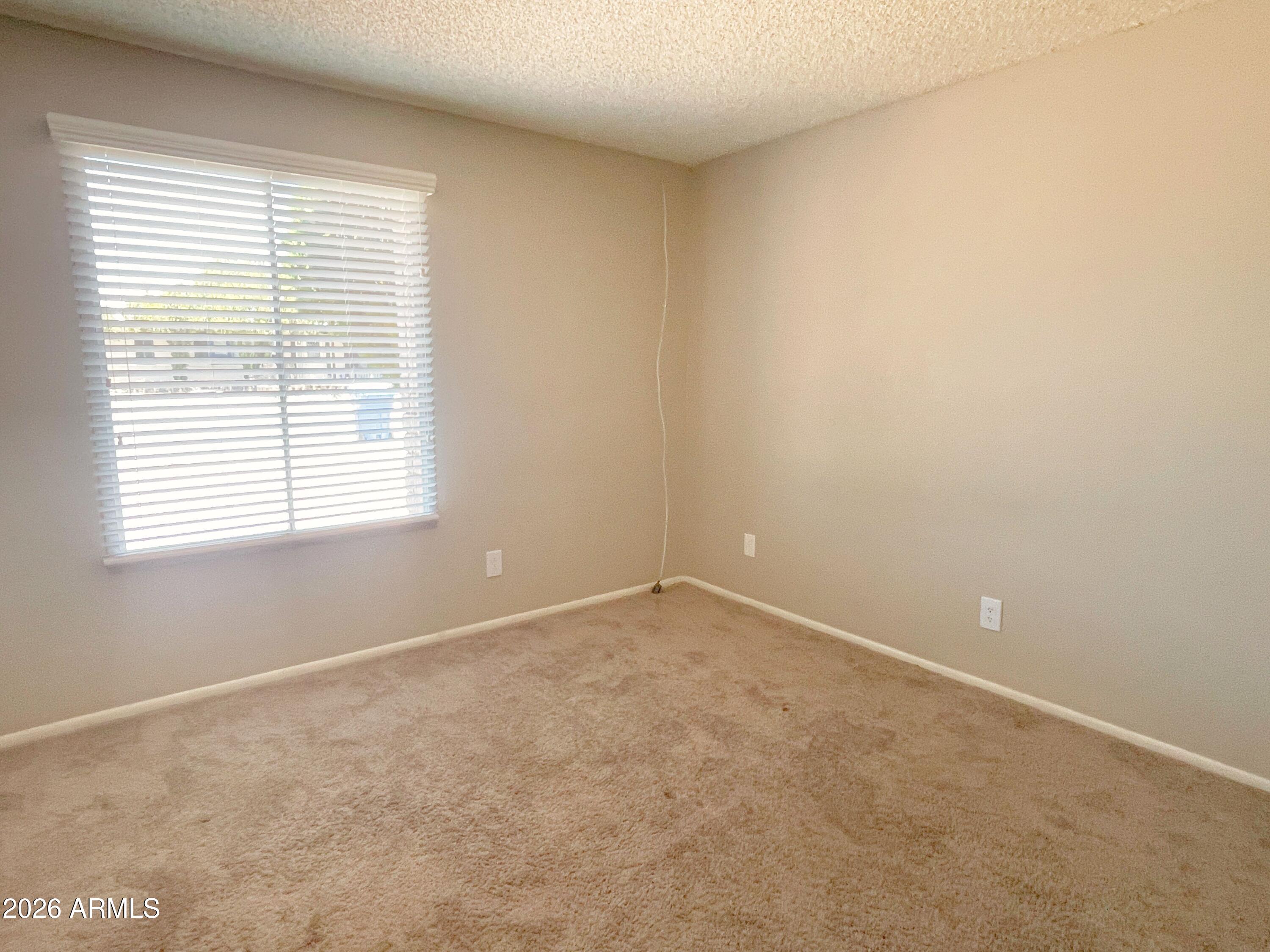 2243 West McRae Way Phoenix, AZ 85027 - Photo 13 of 21 2243 (13)