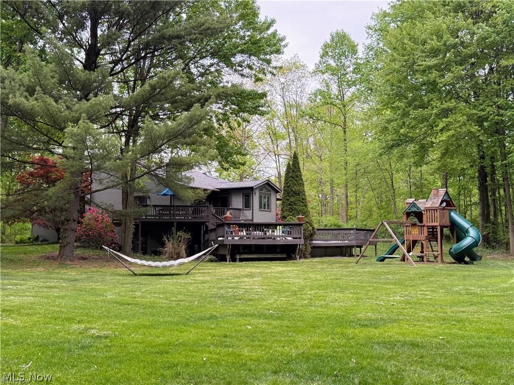 2252 Valley Wood Road Akron, OH 44333 - Photo 6 of 50 Back