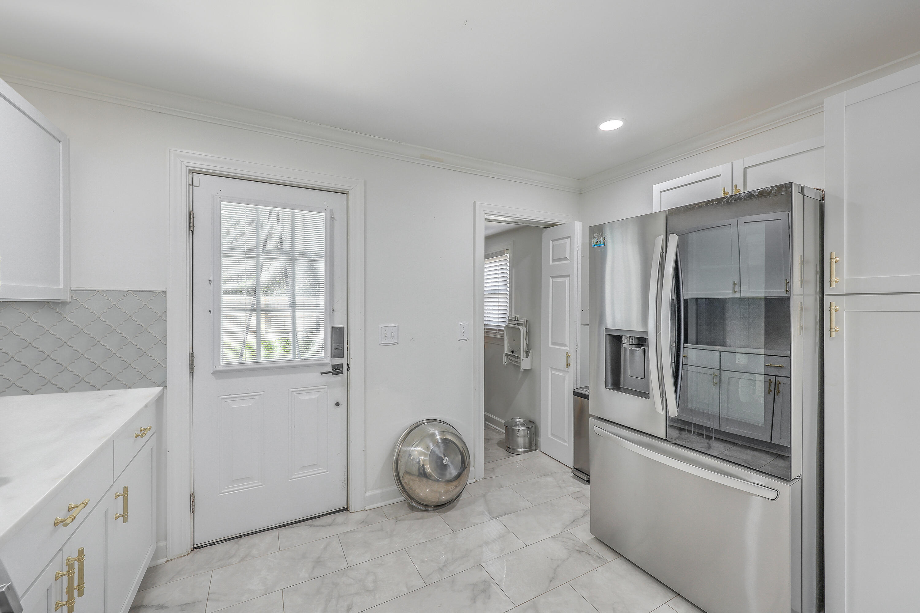 1024 West Recess Road Hanahan, SC 29410 - Photo 14 of 32 ZYN_7135_36_37_38_39_40_41 (1)