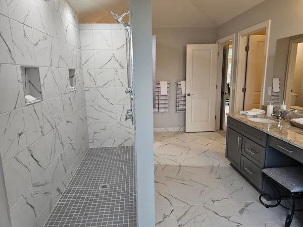 $761,380 | 10678 Valley View Drive, Saline, MI 48176