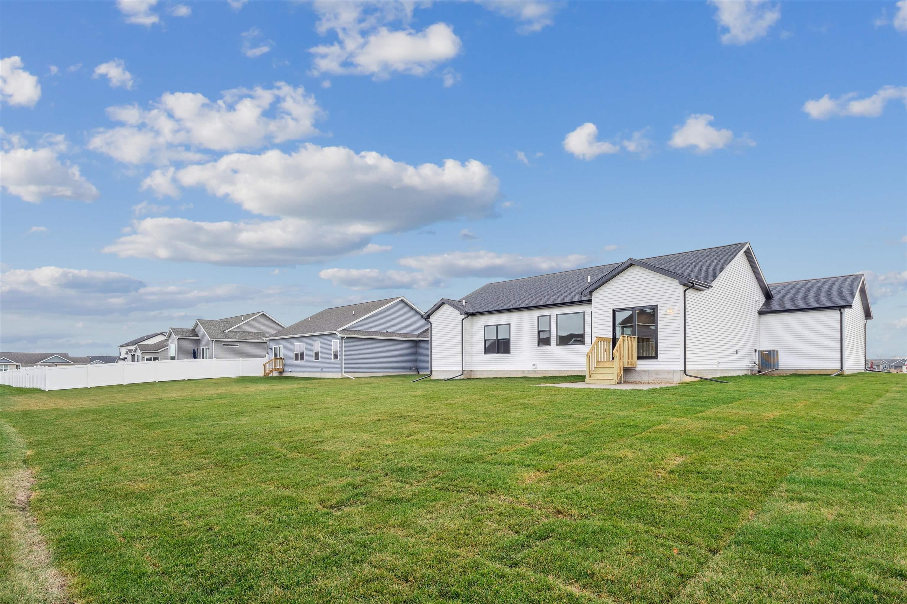 2807 Amber Valley Road Cedar Falls, IA 50613 - Photo 35 of 36 Gallery Image 35