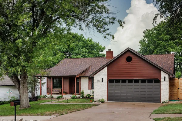$725,000 | 7902 Doncaster Drive, Austin, TX 78745