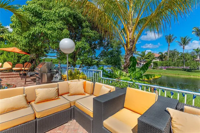 $985,000 | 12307 Northwest 49th Street, Coral Springs, FL 33076