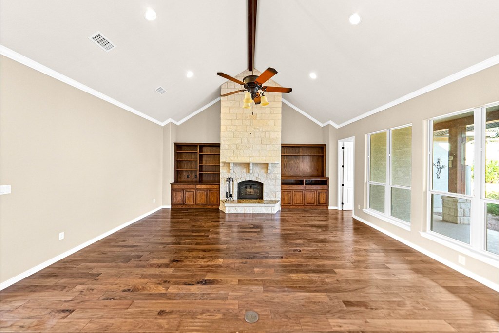 103 Cranbrook Court Ingram, TX 78025 - Photo 7 of 61