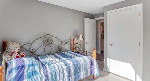 $544,000 | 48 Redfield Circle, Derry, NH 03038