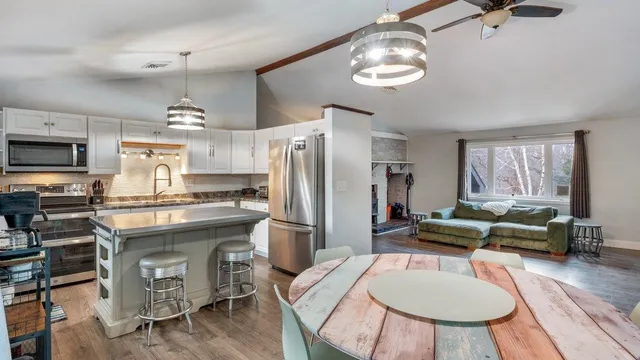 $544,000 | 48 Redfield Circle, Derry, NH 03038