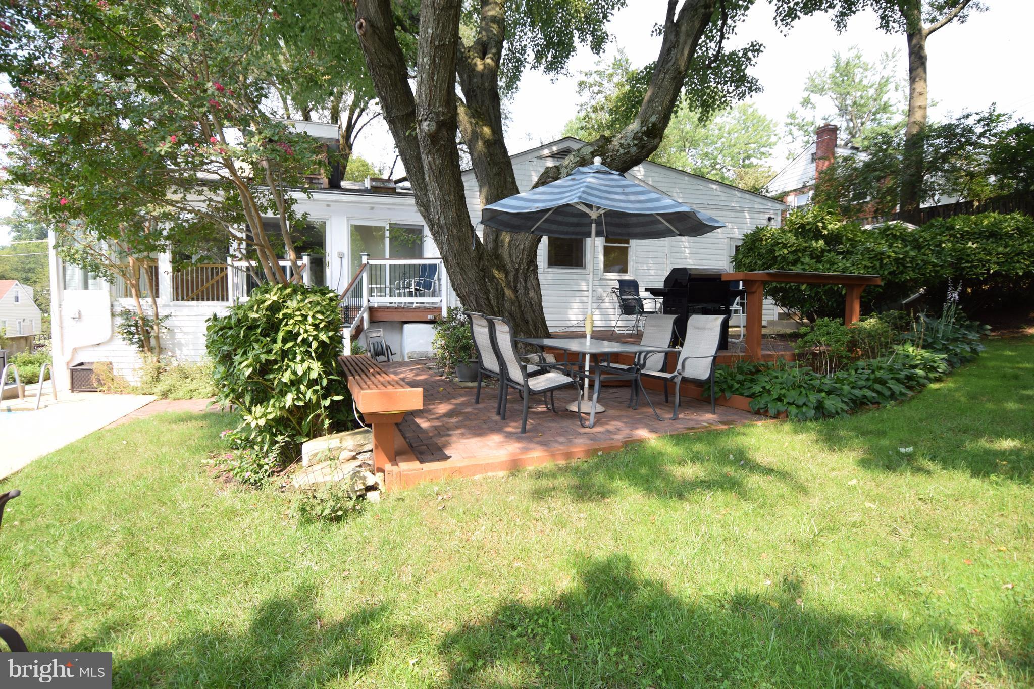 2831 Cameron Road Falls Church, VA 22042 - Photo 28 of 30 Exterior (Rear)