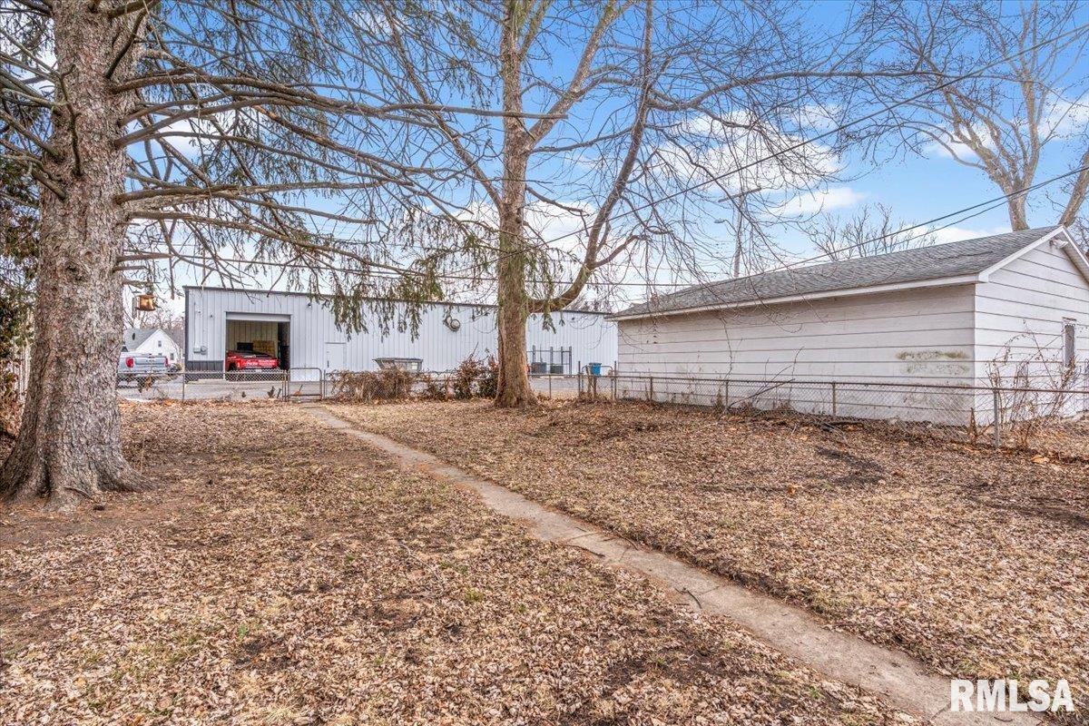 236 North English Avenue Springfield, IL 62702 - Photo 25 of 26